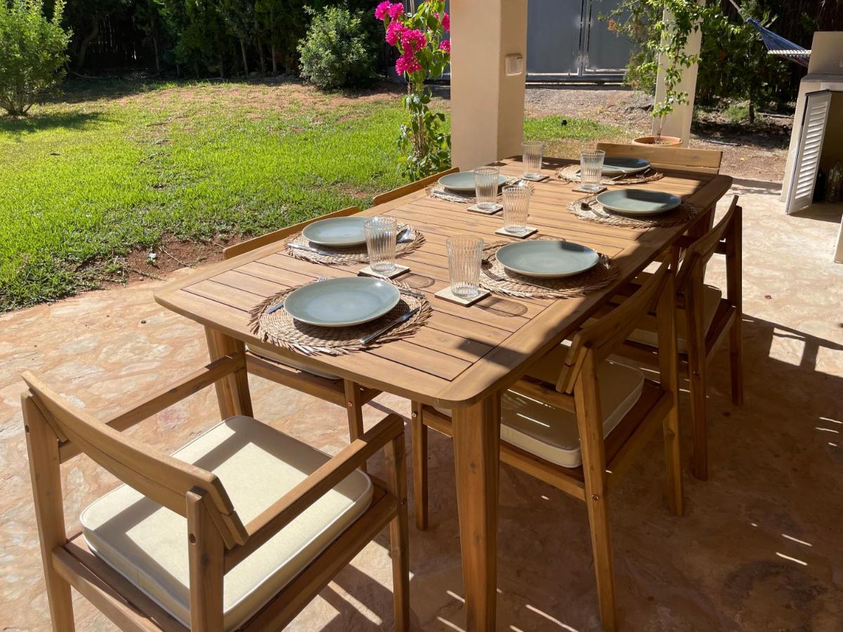 Nostra Caseta With Pool & Marina View Near Beaches Villa