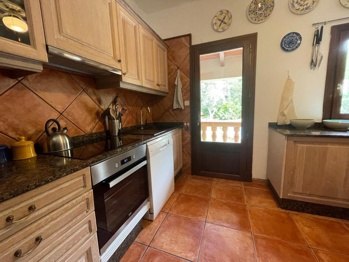 Nostra Caseta With Pool & Marina View Near Beaches
